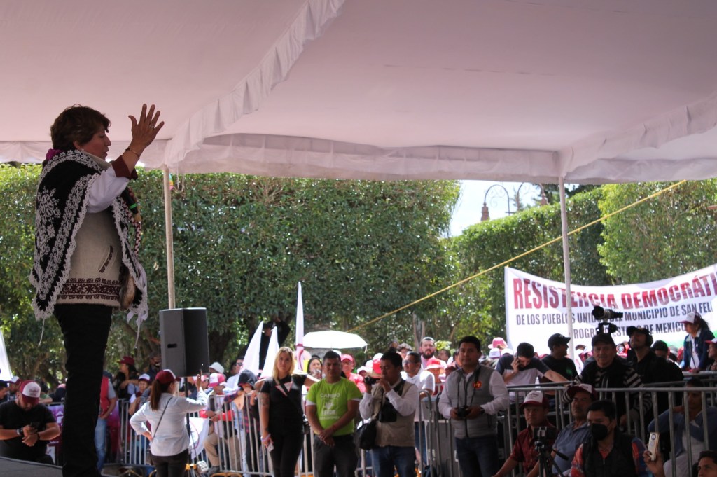 Delfina Gómez precisa en San Felipe del Progreso que la mitad de su  gabinete estará integrado por&nbsp;mujeres