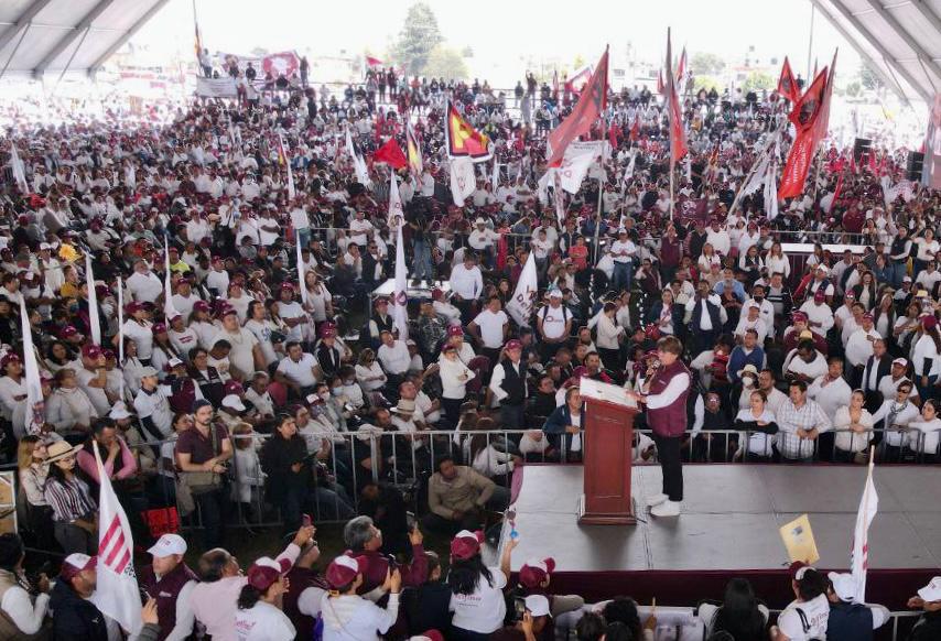 Maestros estatales, federales y de organizaciones están con Delfina Gómez; 40 mil la respaldan en Encuentro con&nbsp;Magisterio