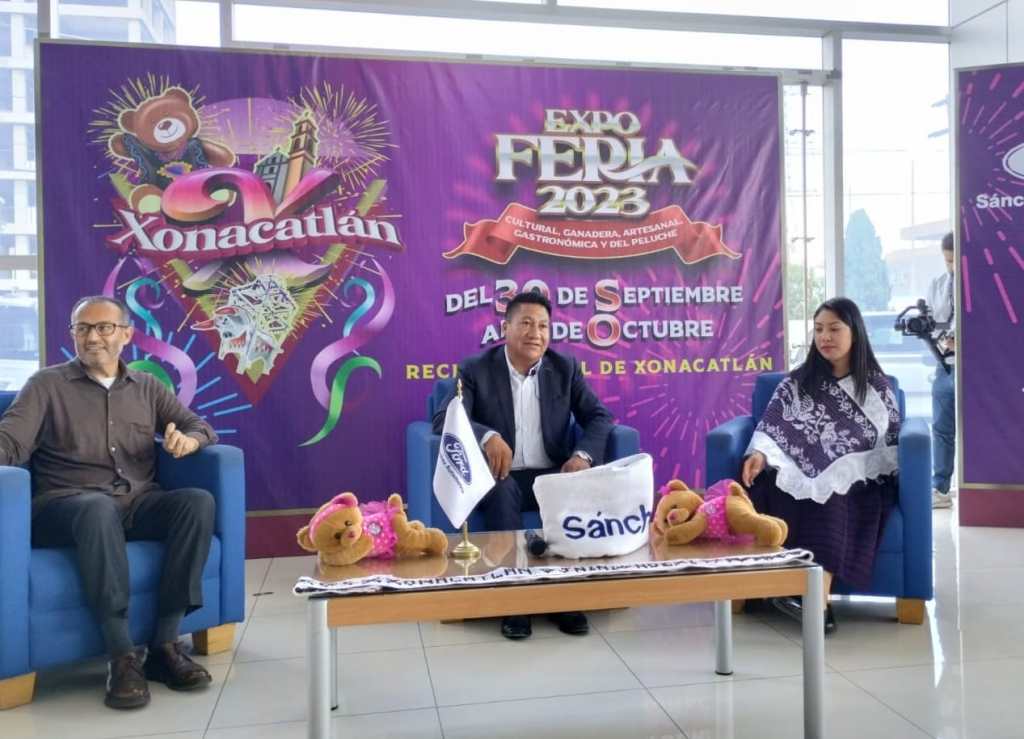 Alfredo González detalla actividades de Expo Feria Xonacatlán 2023 