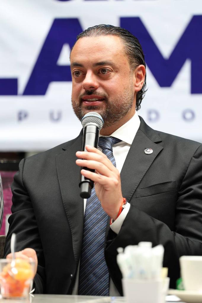 Líderes del PAN respaldan a Gerardo Lamas Pombo para competir por Toluca; presentó su 2do&nbsp;Informe