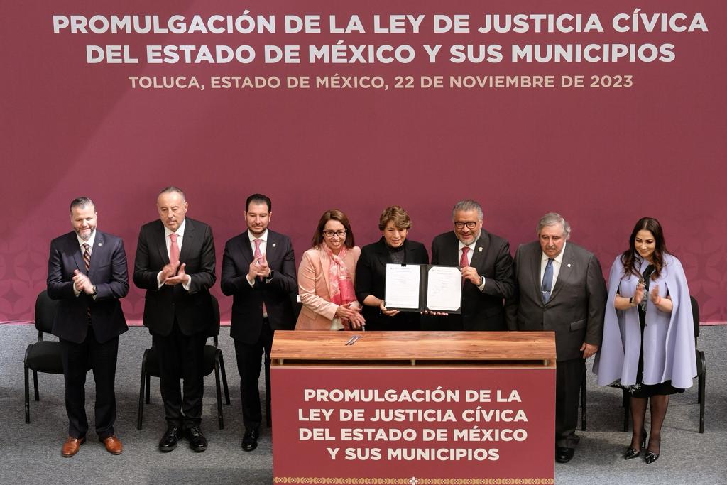 Delfina Gómez Álvarez, promulga Ley Cívica del Estado de&nbsp;México.