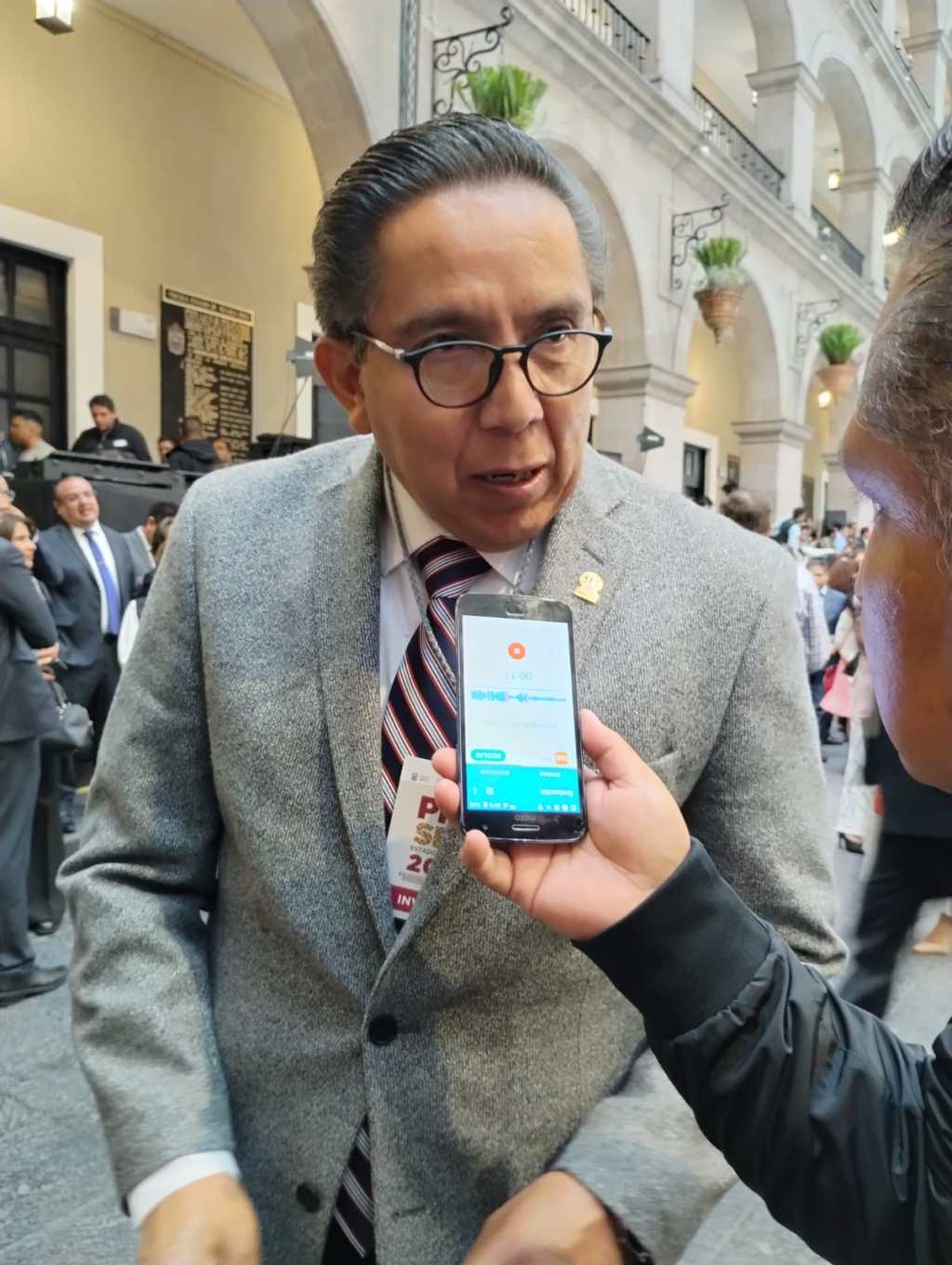 Estatutos de SMSEM impiden que su líder busque diputación reconoce Marco Aurelio Carbajal