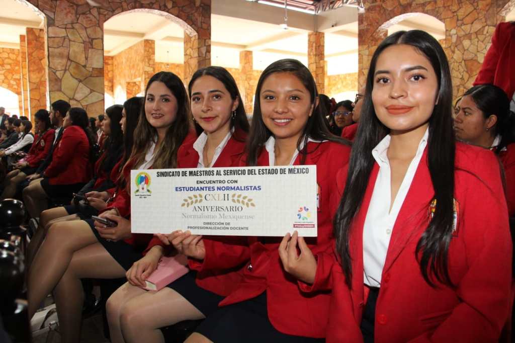 En 12 sesiones realizadas en diversos puntos de la geografía mexiquense dialogaron con la nueva generación de educadores.