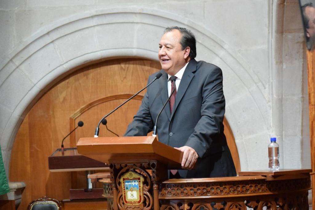 Óscar González delinea su conducción al frente de bancada del PT: «críticos y aliados»