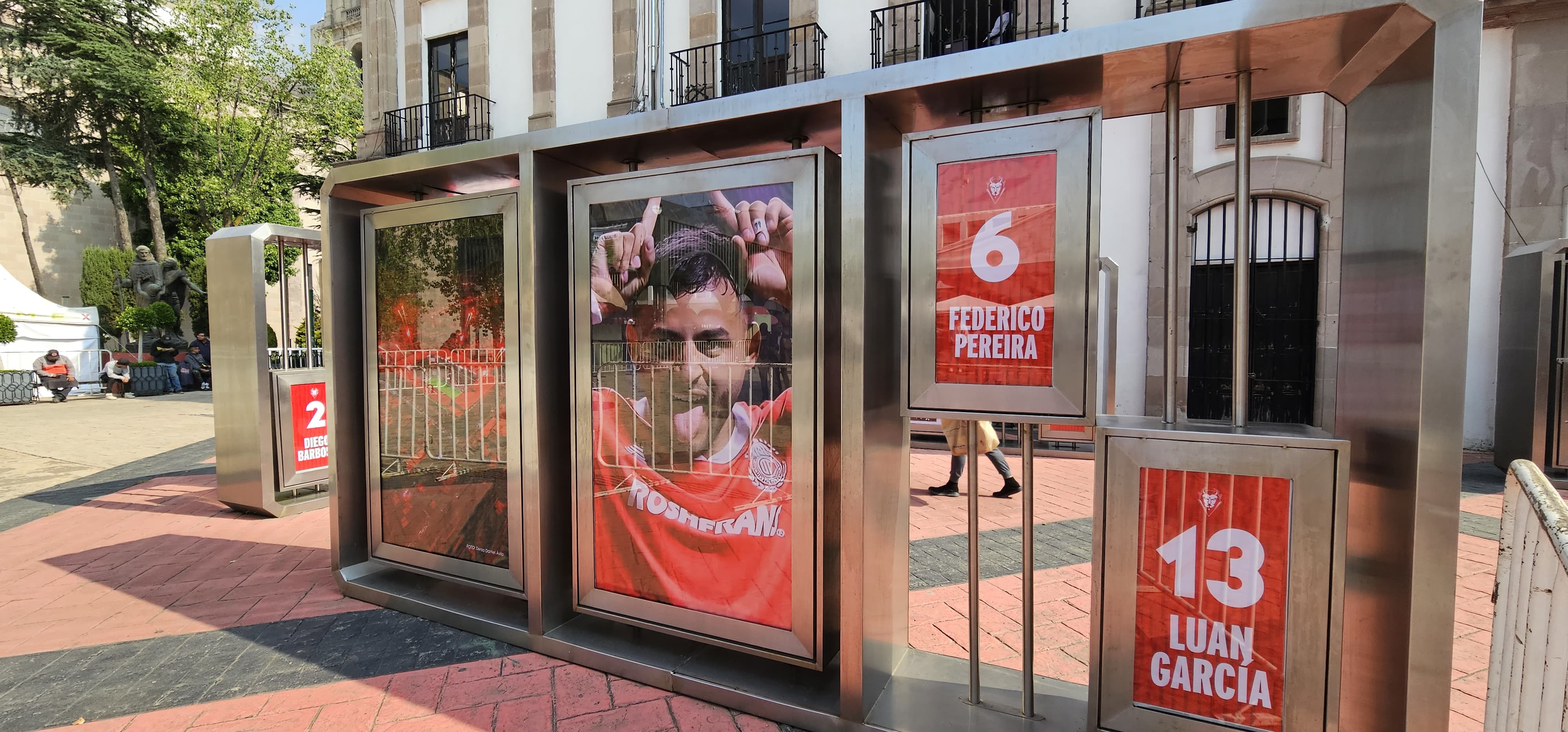 La Ciudad de Toluca de Rojo por la final del fútbol