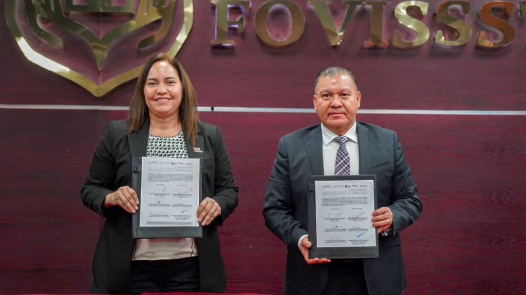 Alejandro Tenorio titular de Imevis firma convenio con&nbsp;Fovissste