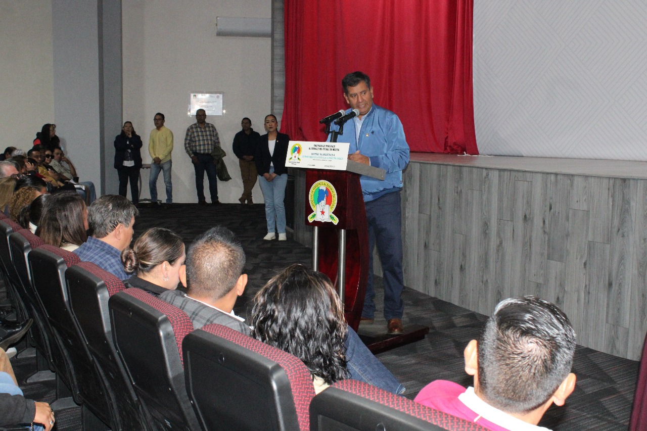 Reciben Promotores de Apoyo a la Educación Básica incentivos generados por el SMSEM
