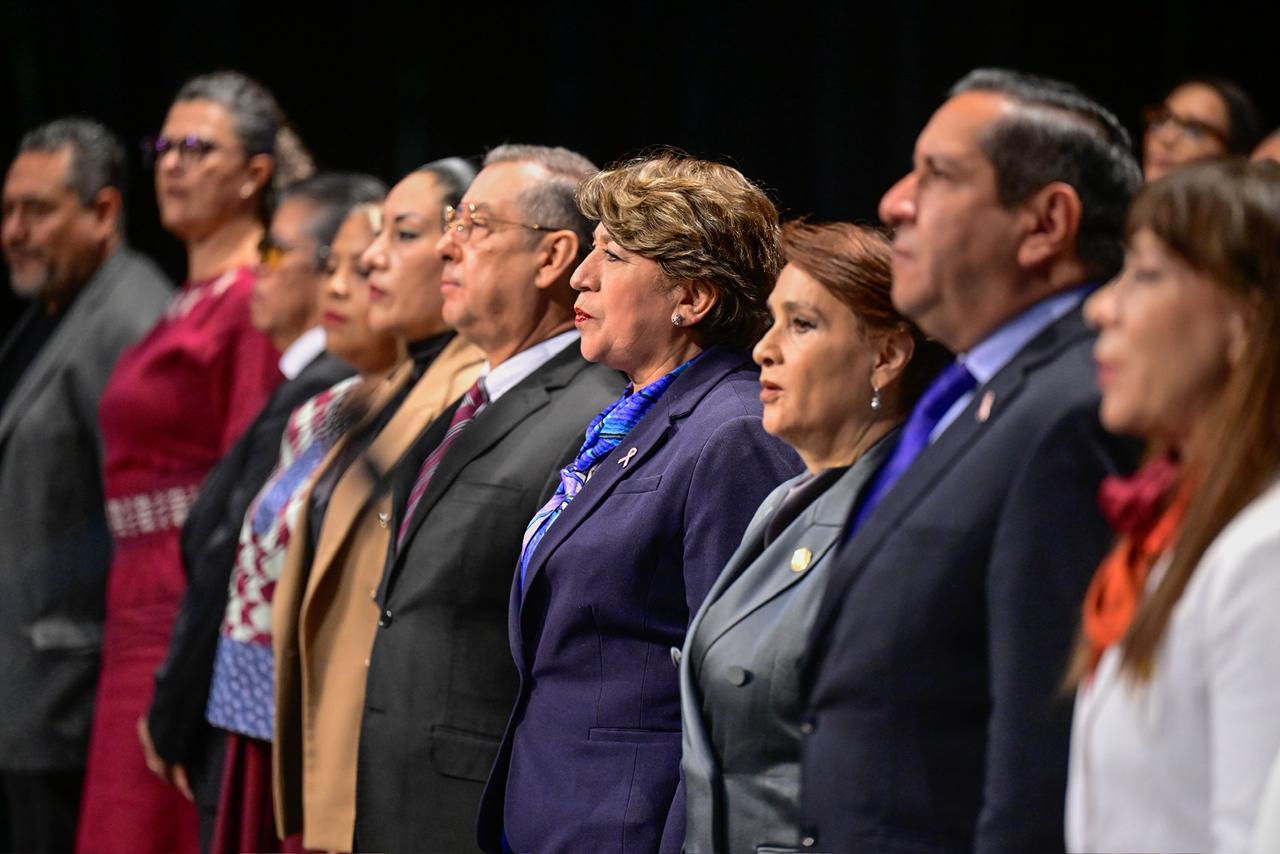 Delfina Gómez pasa lista a diputados federales; acudieron al Teatro Morelos para medir fuerzas frente a Higinio Martínez