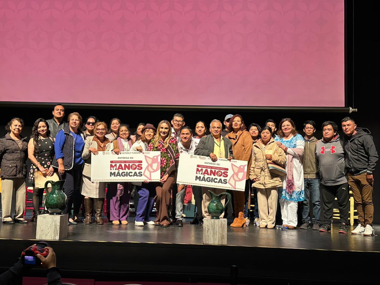 Se fortalece el sector artesanal en la región oriente con el Programa «Manos Mágicas 2025»