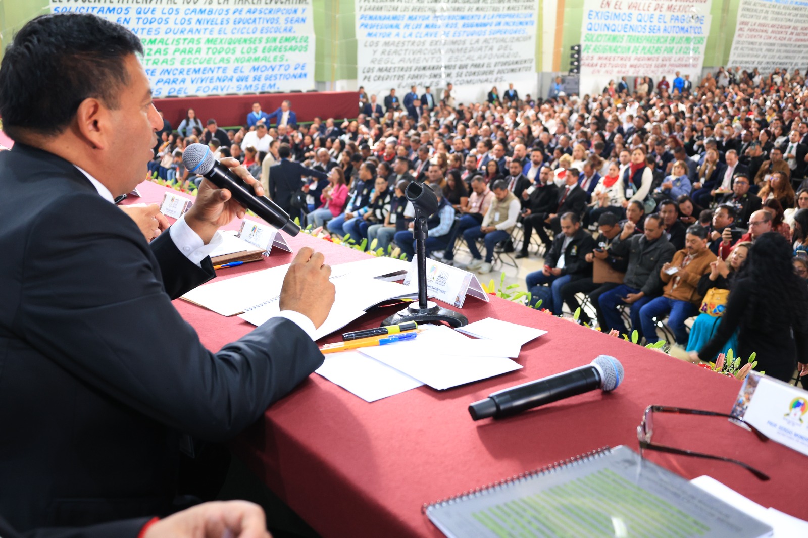 Jenaro Martínez rinde cuentas
