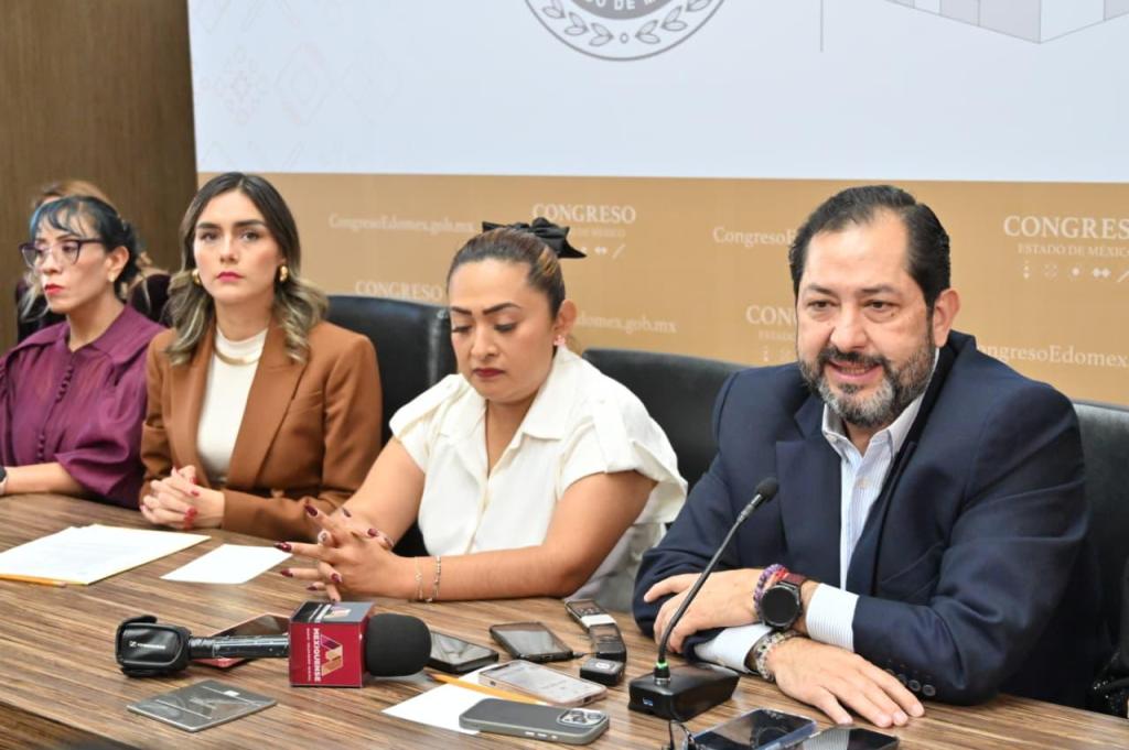 Legisladores Morenistas en el Congreso Mexiquense presentan iniciativa salarial de compromiso mutuo&nbsp;familiar