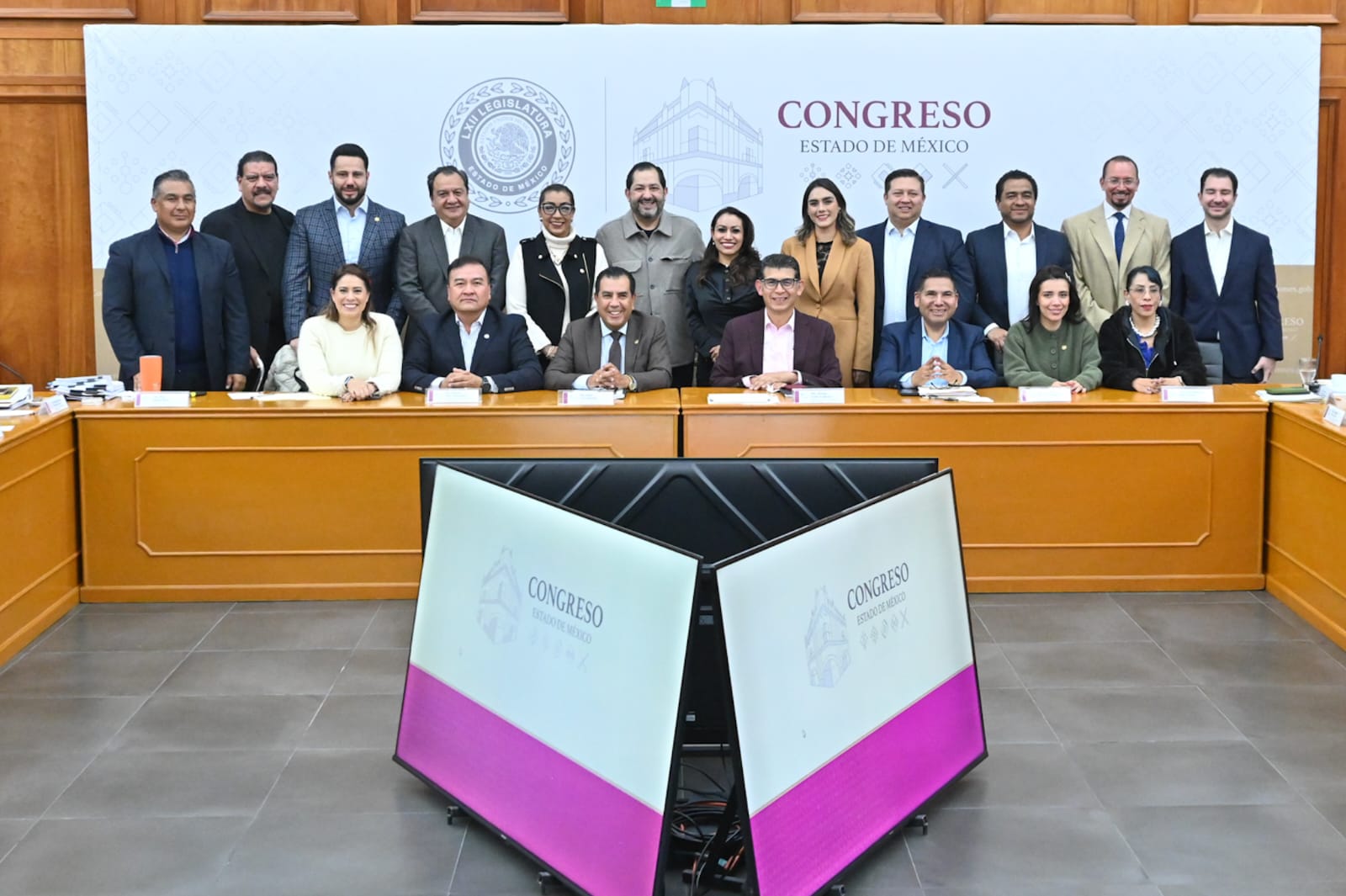 Comisiones del congreso mexiquense respaldan el paquete fiscal