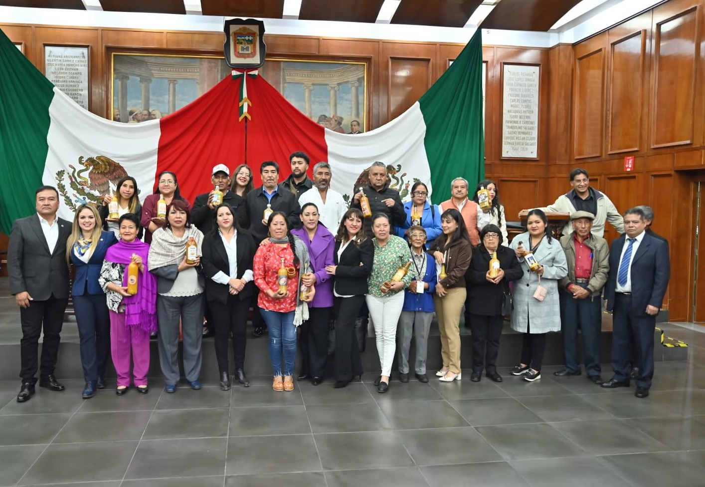 La bebida embriagante tradicional de Calimaya, Tecuí, ya es patrimonio cultural inmaterial