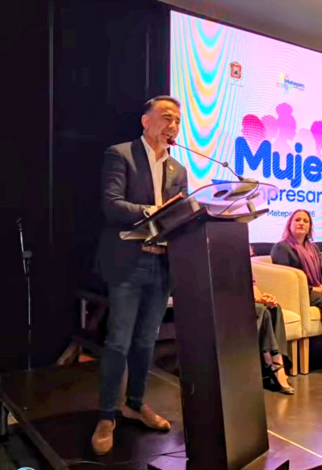 El 8M no es para festejar, sino para reflexiónar ante la violencia contra las mujeres: Fernando Flores