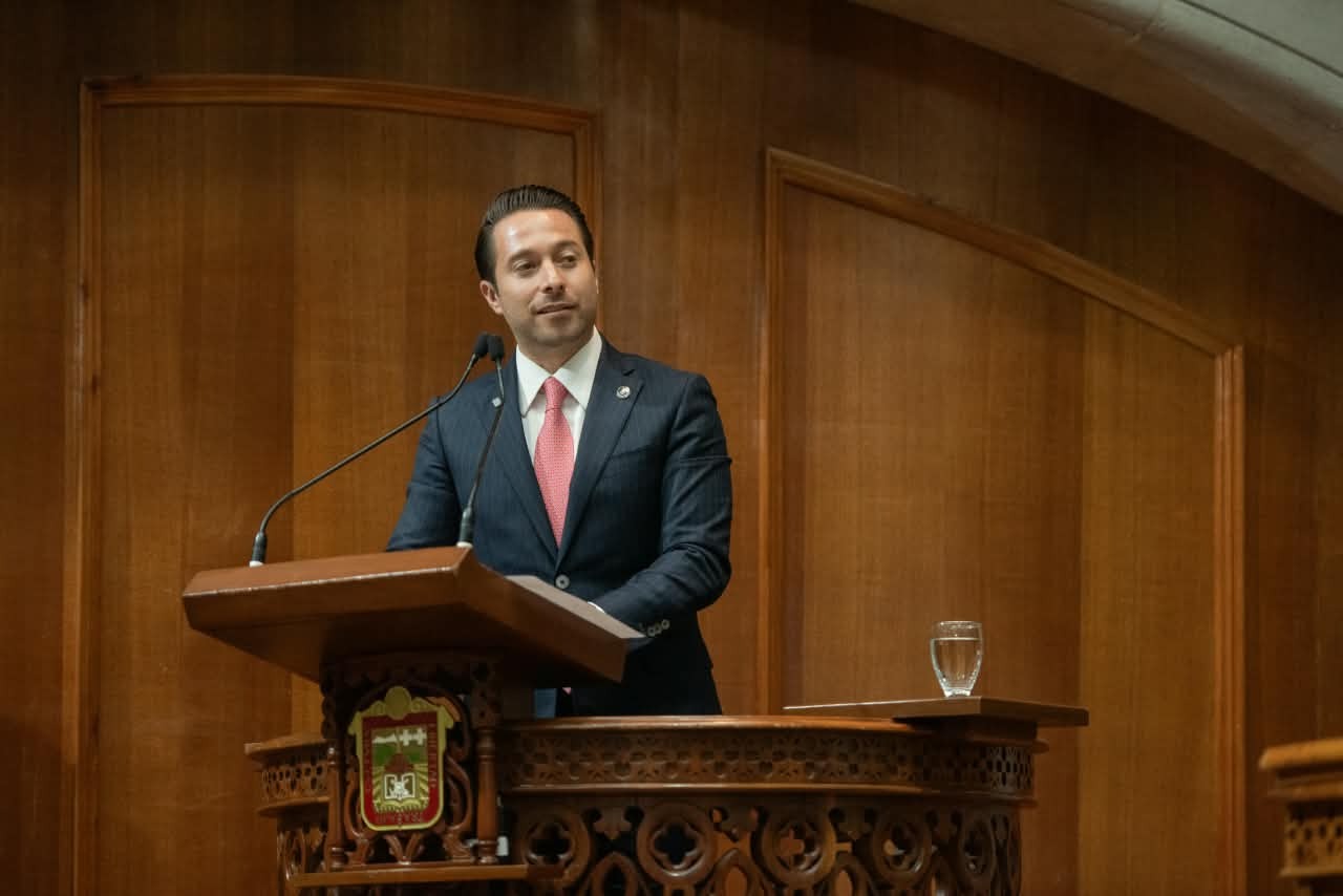Bancada del PRI exige mejores condiciones para policías mexiquenses